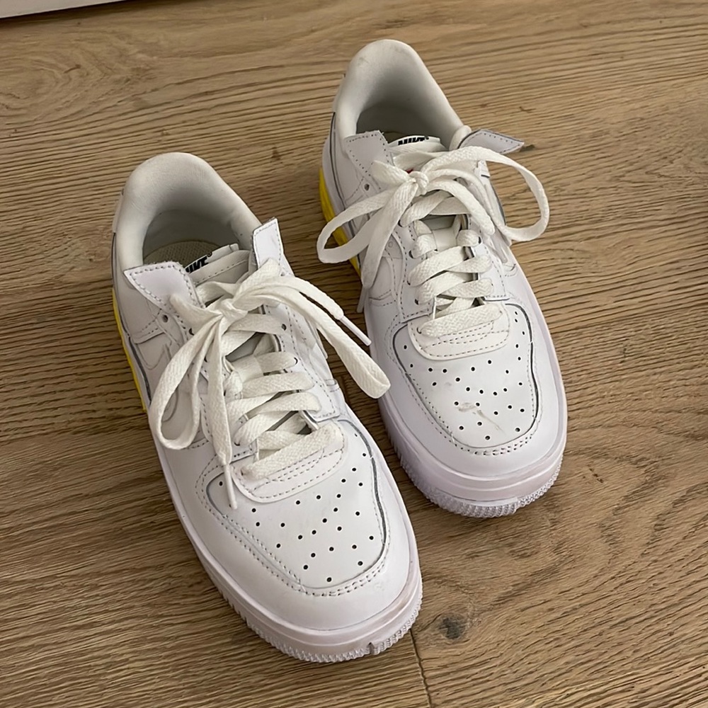 nike airforce sneaker